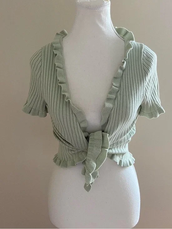 Ribbed Ruffle Front Short Sleeve Top - Sage Green - Picture 4 of 7